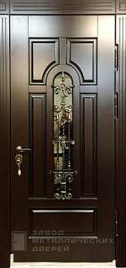 Фото «Дверь с ковкой №16» в Москве